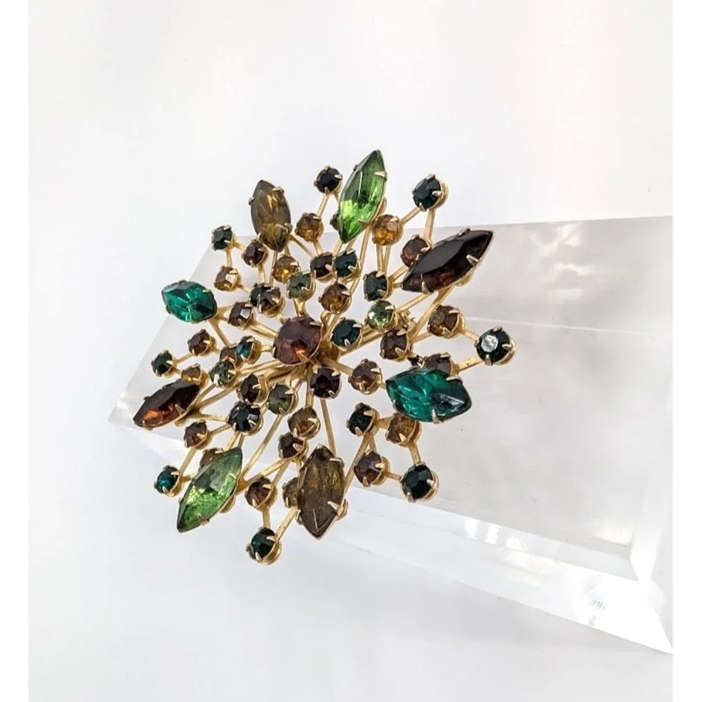 Vintage Rhinestone Sunburst Brooch 3D Layered Gold Tone Earth Colors MCM‎